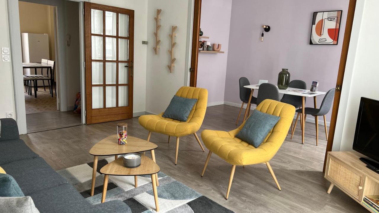 Appartement T4 70M2 - Meuble - Centre Ville - Proche Thermes Lons-le-Saunier Zewnętrze zdjęcie